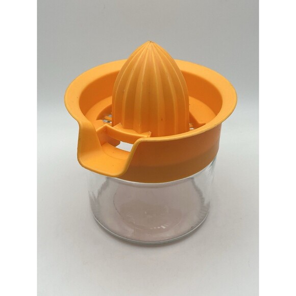 Vintage Gemco Clear Glass Citrus Orange Lemon Juicer Hand Press Reamer Retro - Picture 2 of 6